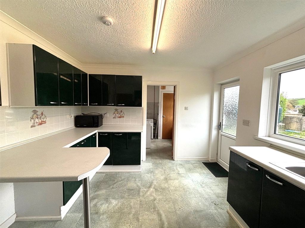 Property photo 3 of 19 Picture No. 04