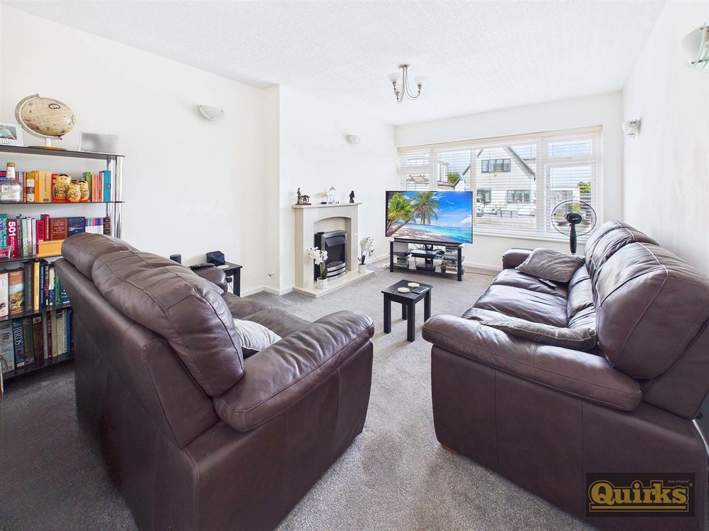 Property photo 2 of 13 Cam02342G0-Pr0209-Still002.Jpg