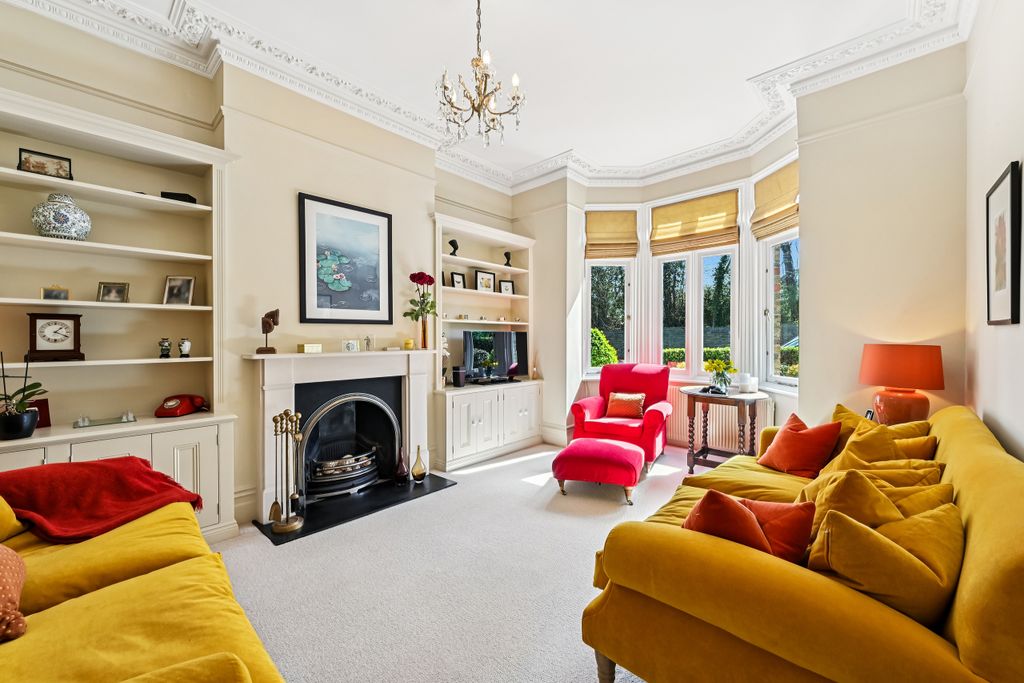 Property photo 2 of 34 Reception