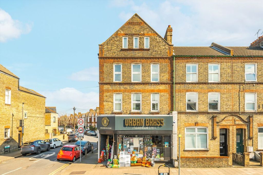 Property photo 1 of 5