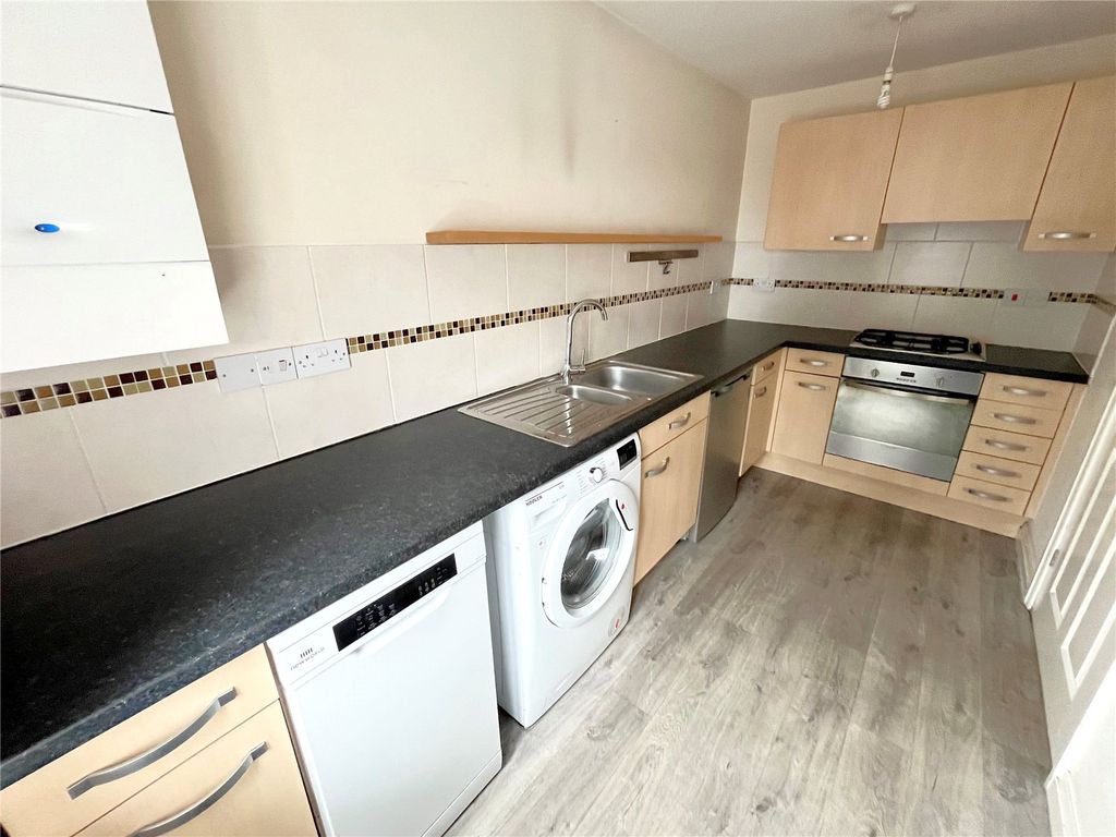Property photo 3 of 7 Picture No. 08