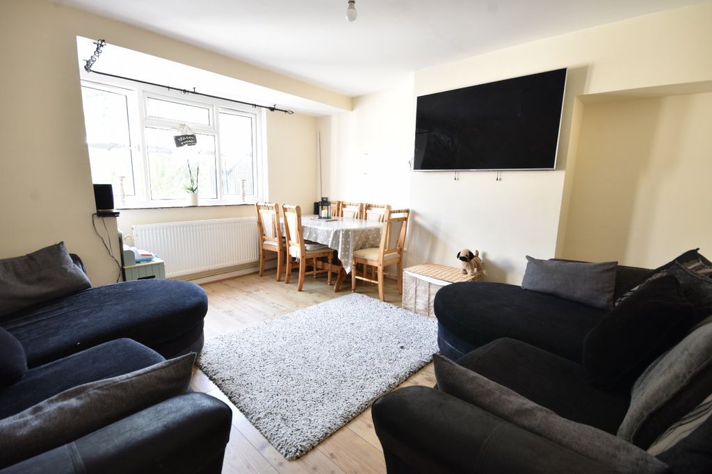 Property photo 2 of 13 Picture No. 01