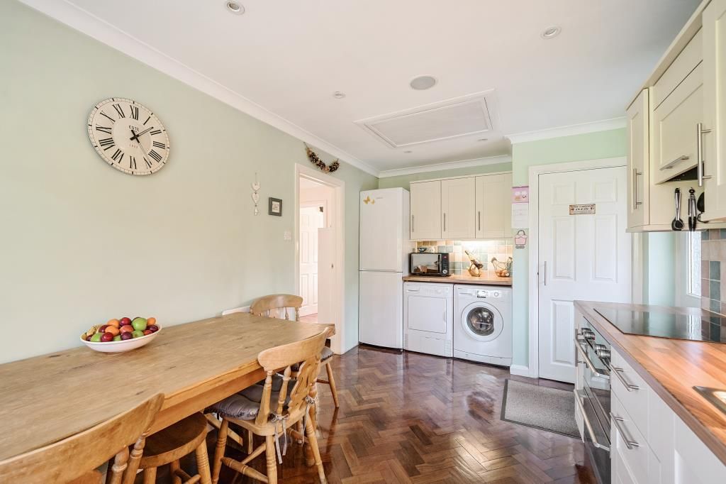 Additional image 7 of 4 bed detached bungalow for saleLightwater, Surrey GU18