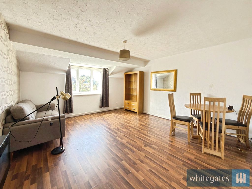 Property photo 3 of 13 Picture No. 14