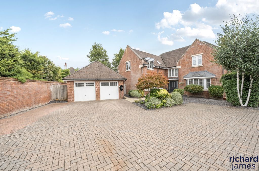 Property photo 1 of 24 7E1Be2911A434Faba6F5d917A93Bedab