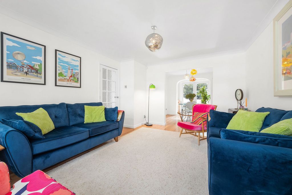 Property photo 3 of 15
