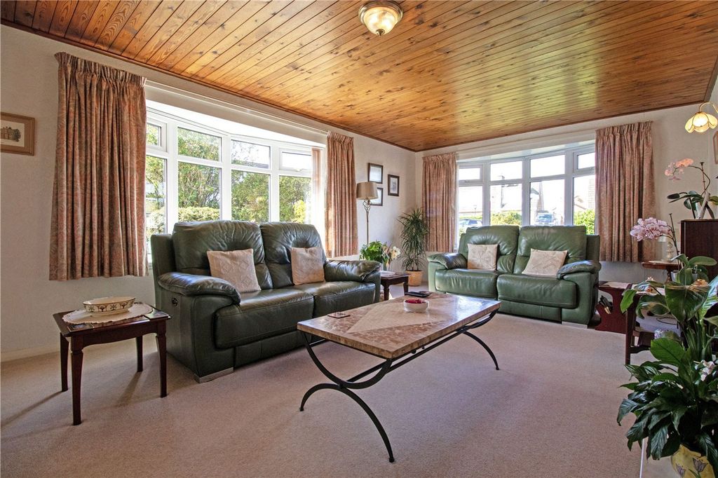 Property photo 3 of 25 Picture No. 03