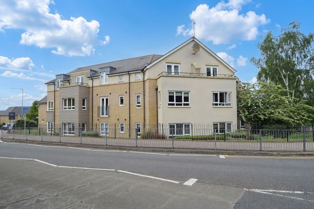 Property photo 1 of 6