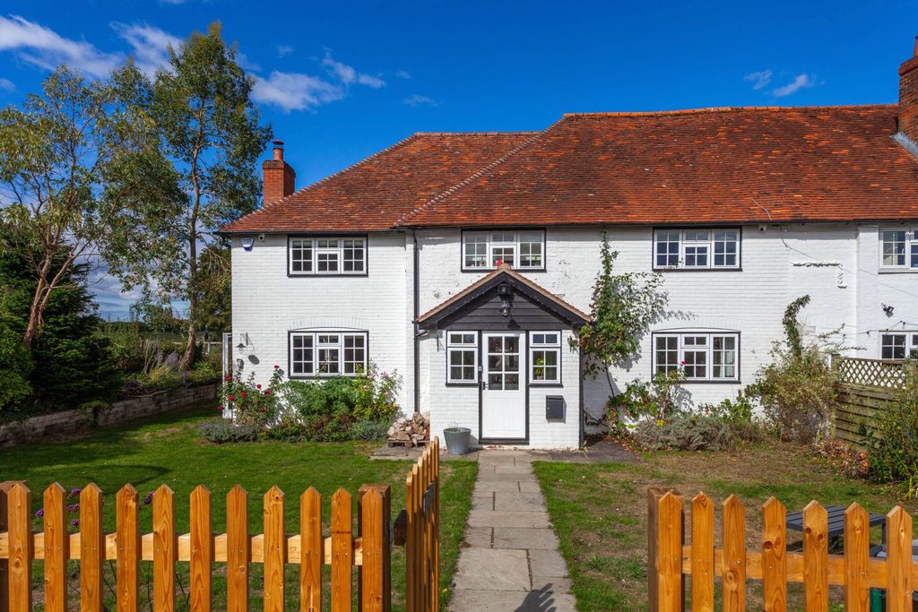 Property photo 1 of 32