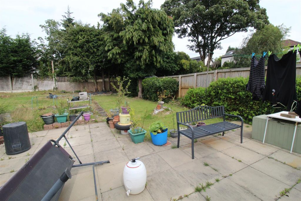 Property photo 2 of 13 Img_8973.Jpg