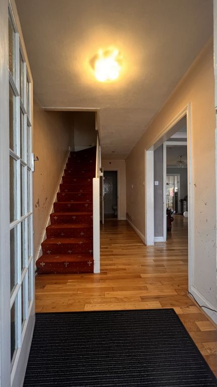 Property photo 3 of 17 Photo 3