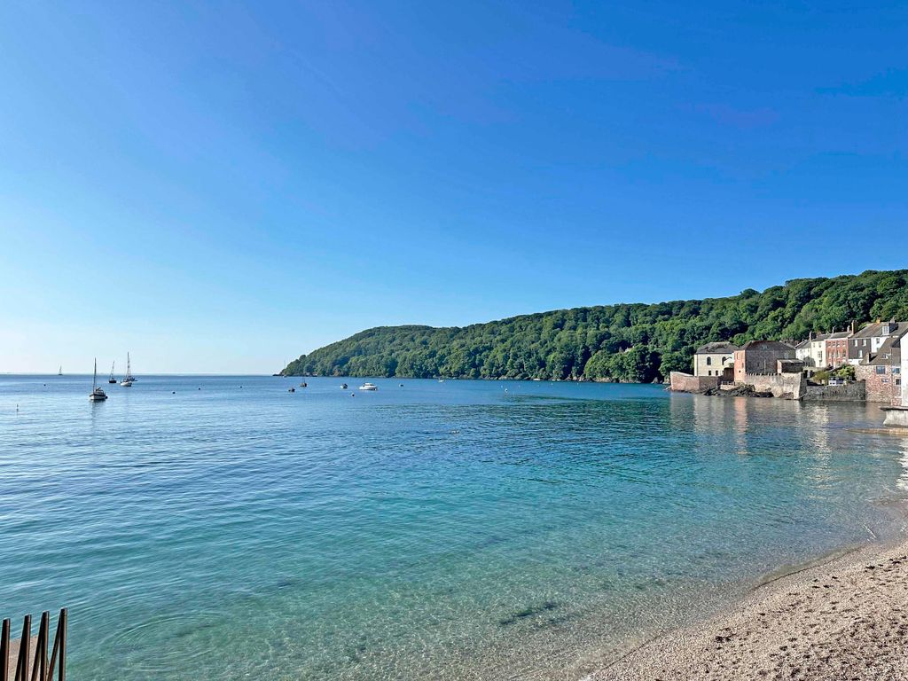 Property photo 2 of 15 Photo 2