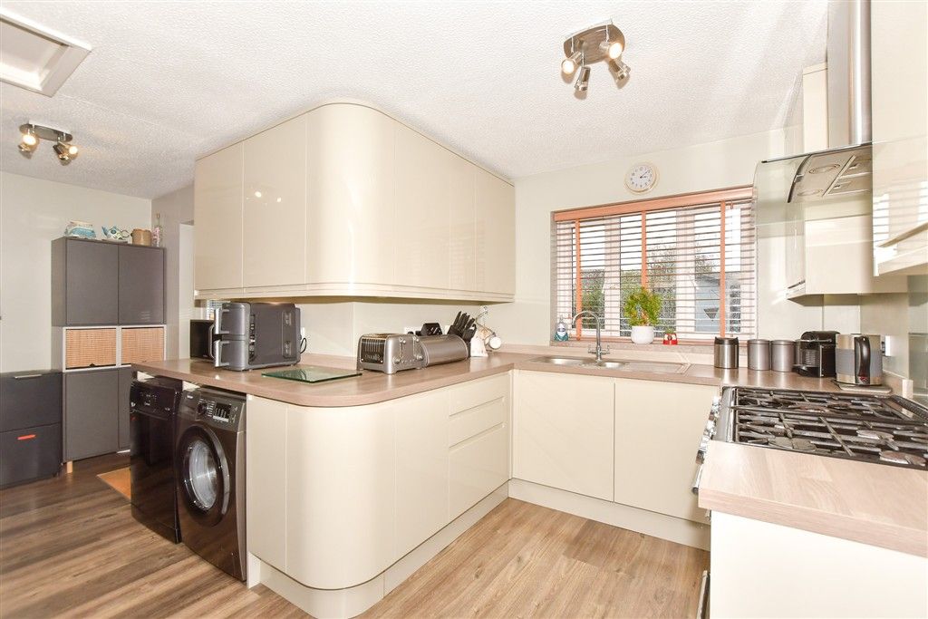 Property photo 1 of 15 Kitchen