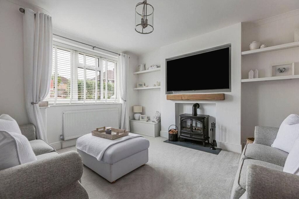 Property photo 2 of 16 Picture No. 24