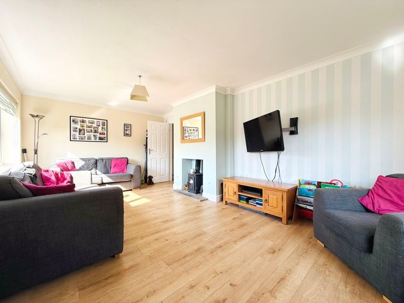 Property photo 2 of 17 Photo 17