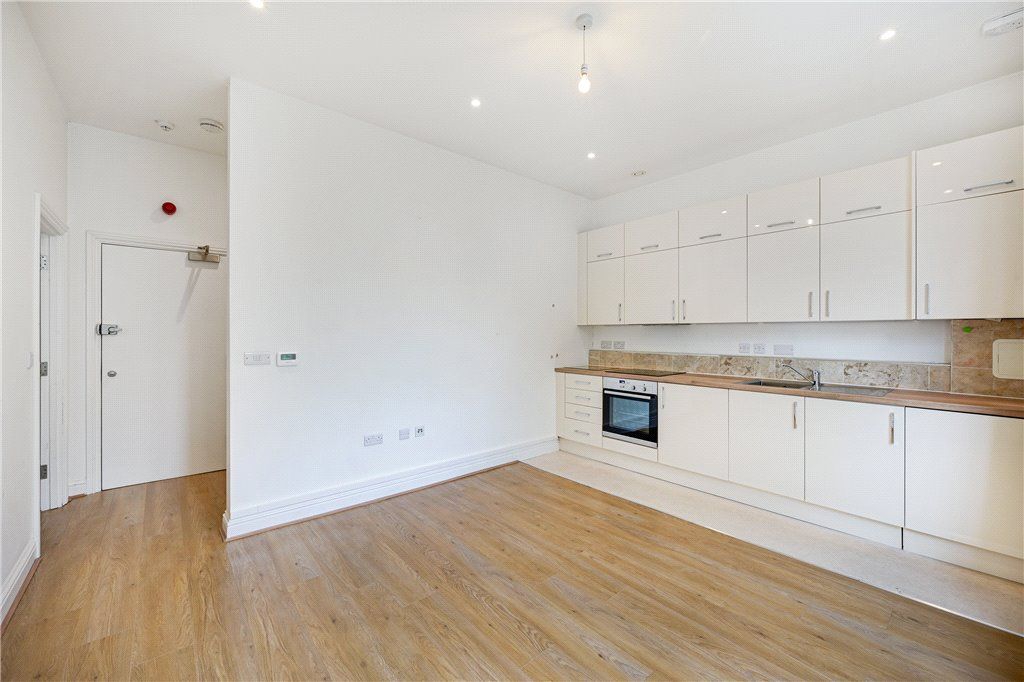 Property photo 2 of 9 Picture No. 05