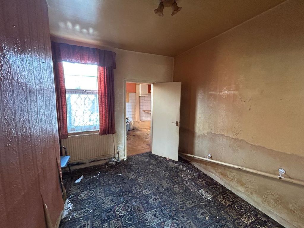 Property photo 3 of 9 Image 3