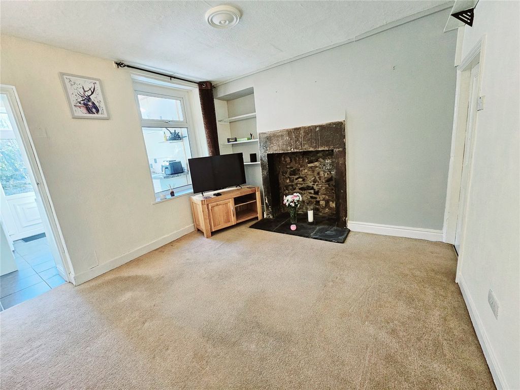 Property photo 2 of 14 Picture No. 13