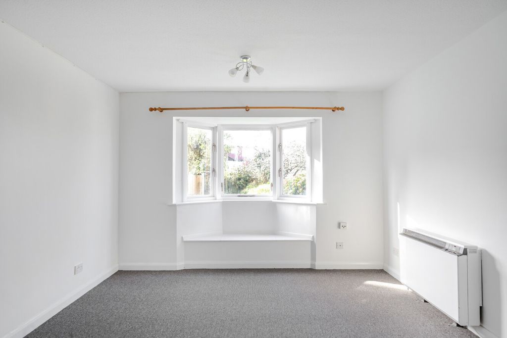 Property photo 3 of 14 1425248-3-69B133d...