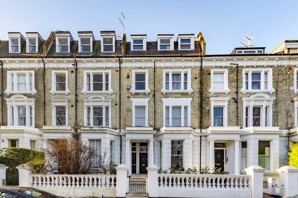 Property photo 1 of 3