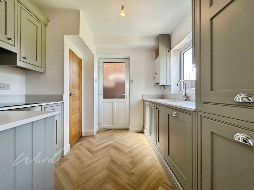 Property photo 2 of 14 Kitchen