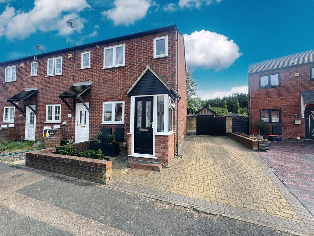 Property photo 1 of 42