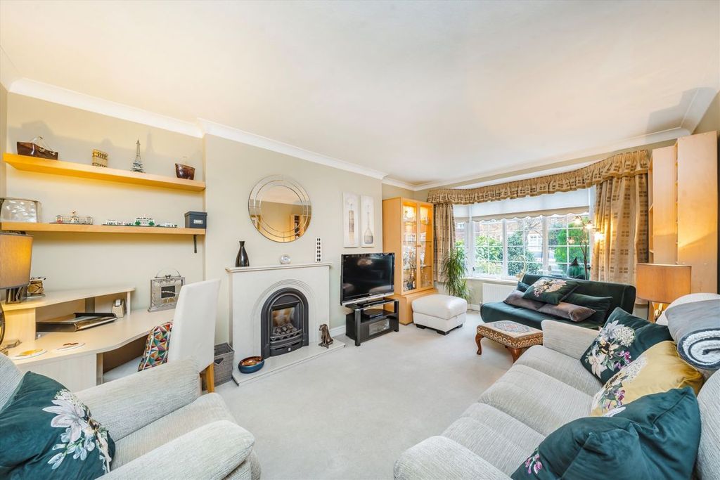 Property photo 2 of 7