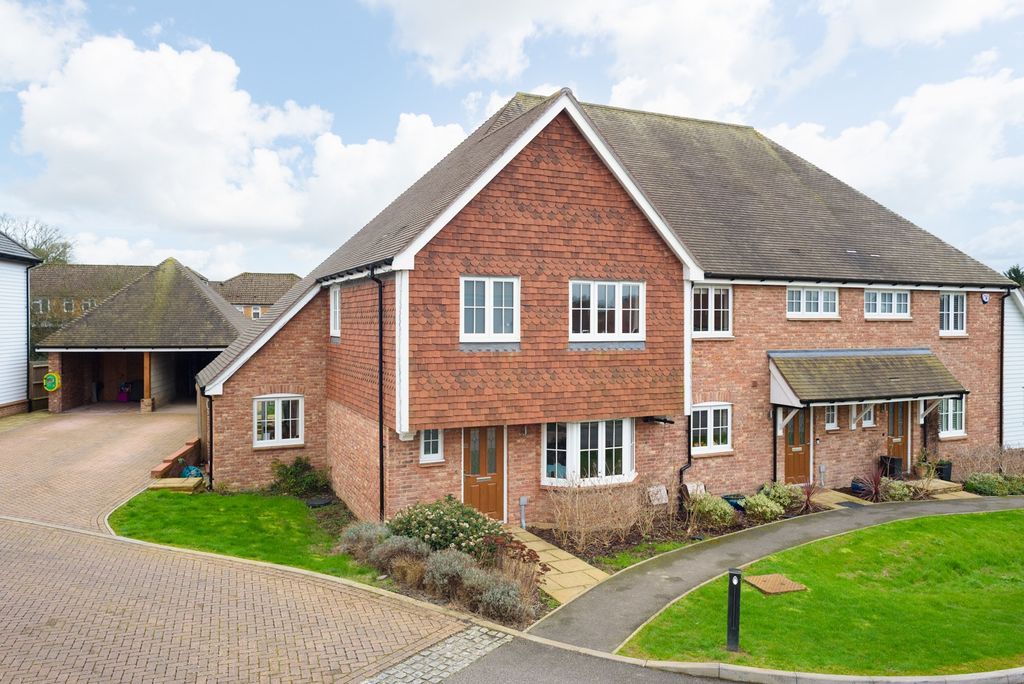 Property photo 1 of 18 4892742