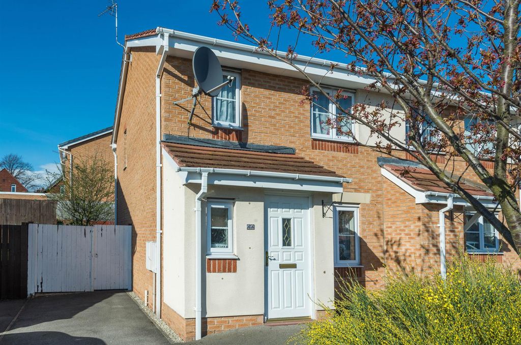 Property photo 2 of 12 44 Pavillion Way Nh 02.Jpg