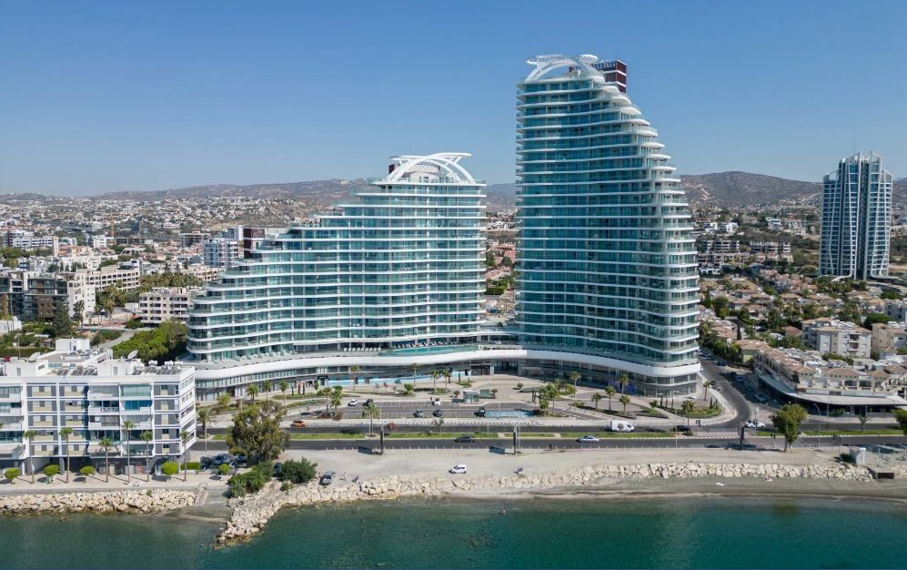 Property photo 2 of 22