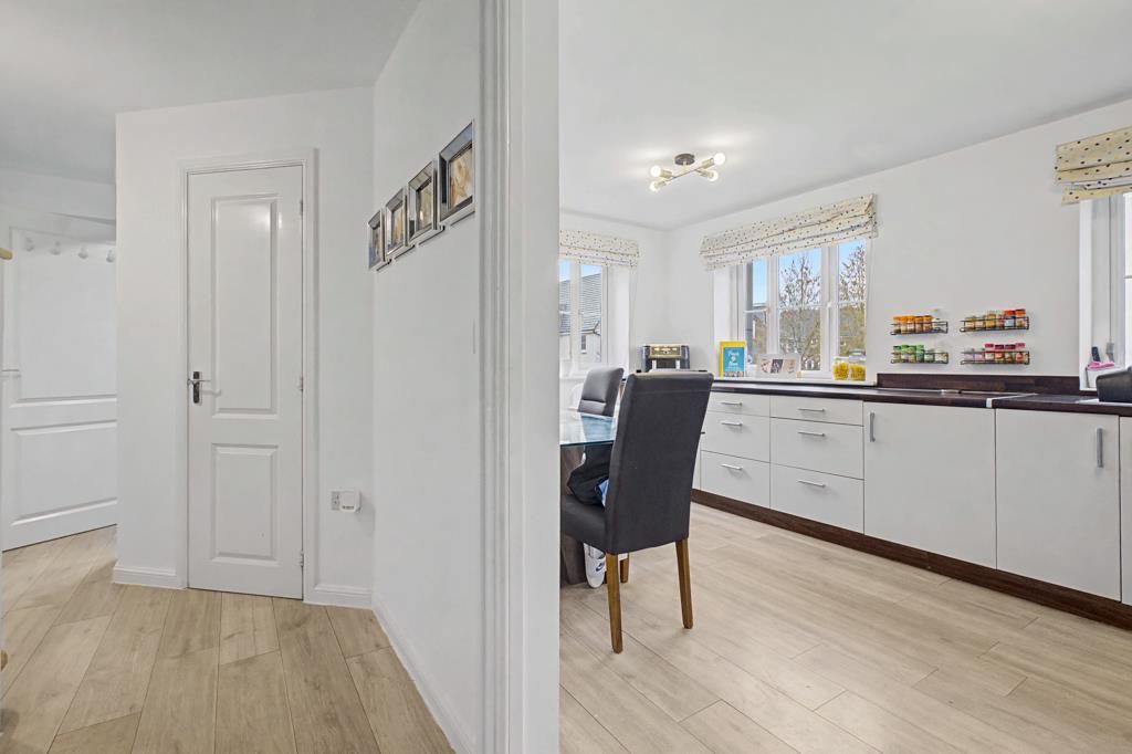 Property photo 3 of 37 Small Size-13.Jpg