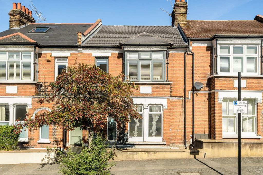 Property photo 1 of 6