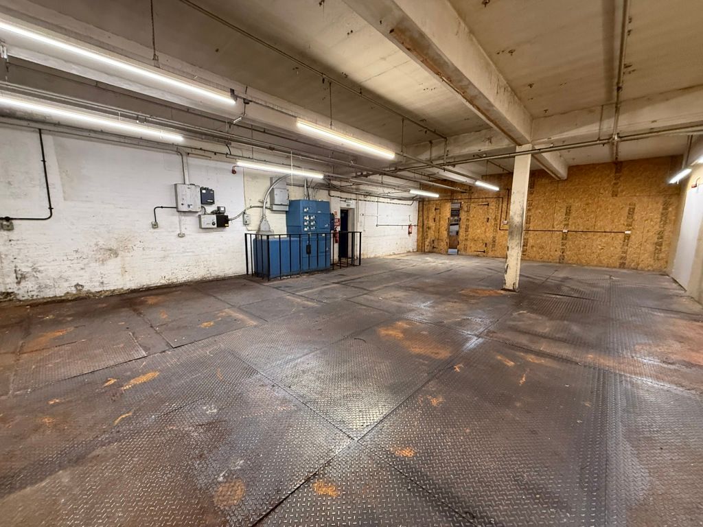 Property photo 3 of 5 Photo 25