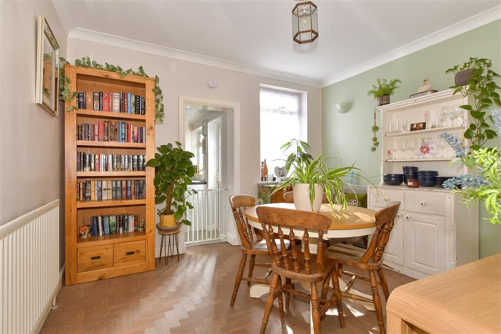 Property photo 2 of 9 Dining Room