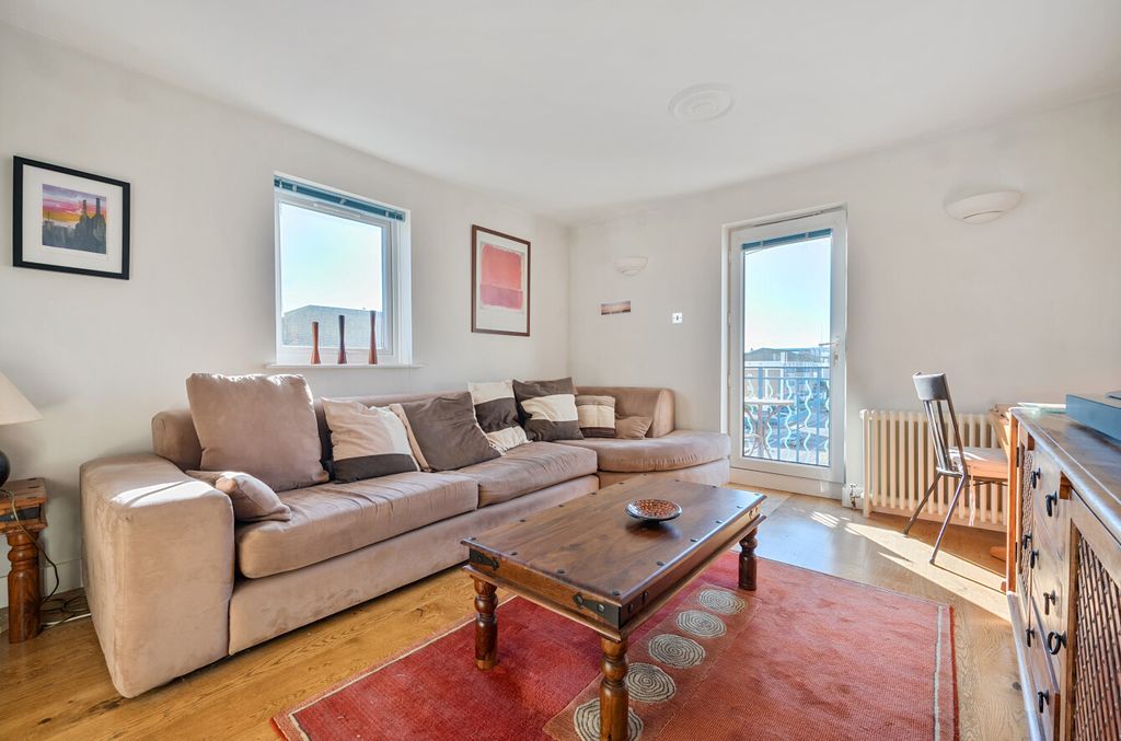 Property photo 2 of 13 1432535-27-69Bb48...