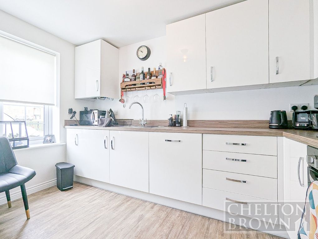 Property photo 3 of 25 Kitchen/Diner