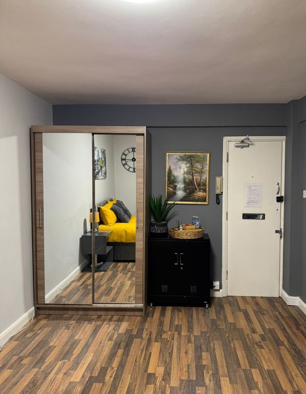 Property photo 2 of 4