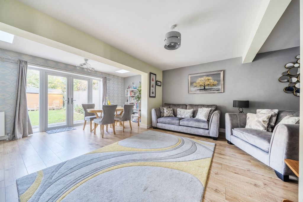 Property photo 3 of 22