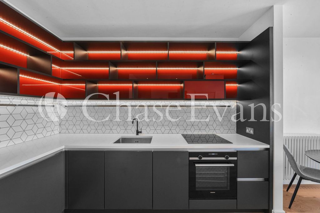 Property photo 2 of 12 Kitchen