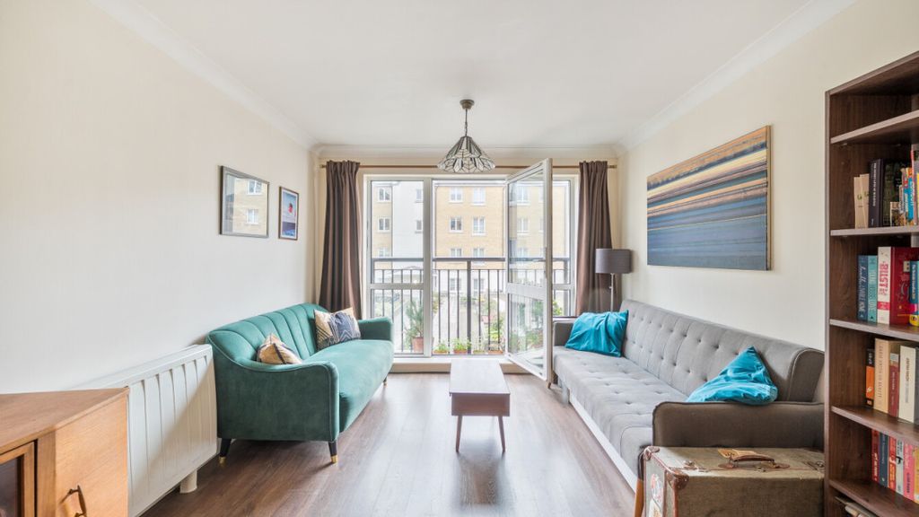 Property photo 2 of 20