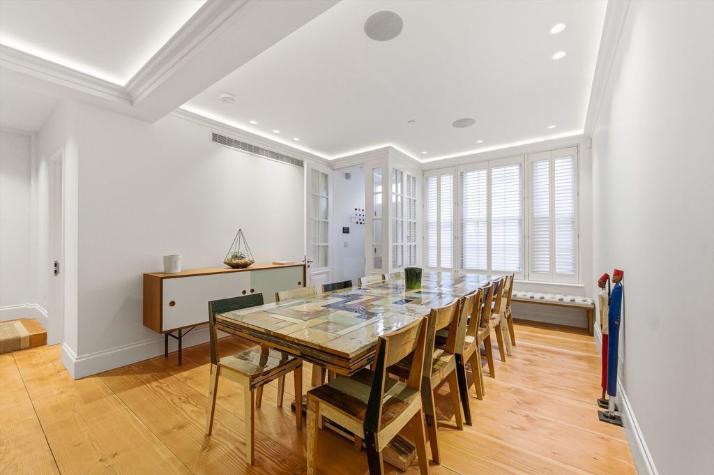 Property photo 3 of 16 Image