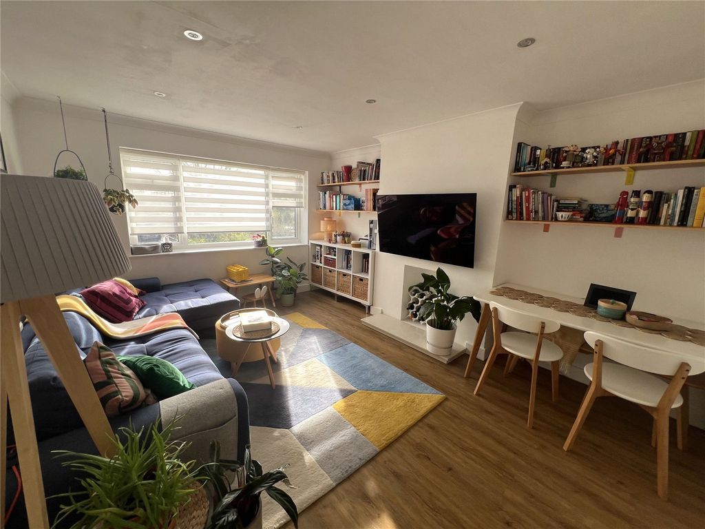 Property photo 2 of 20 Picture No. 06