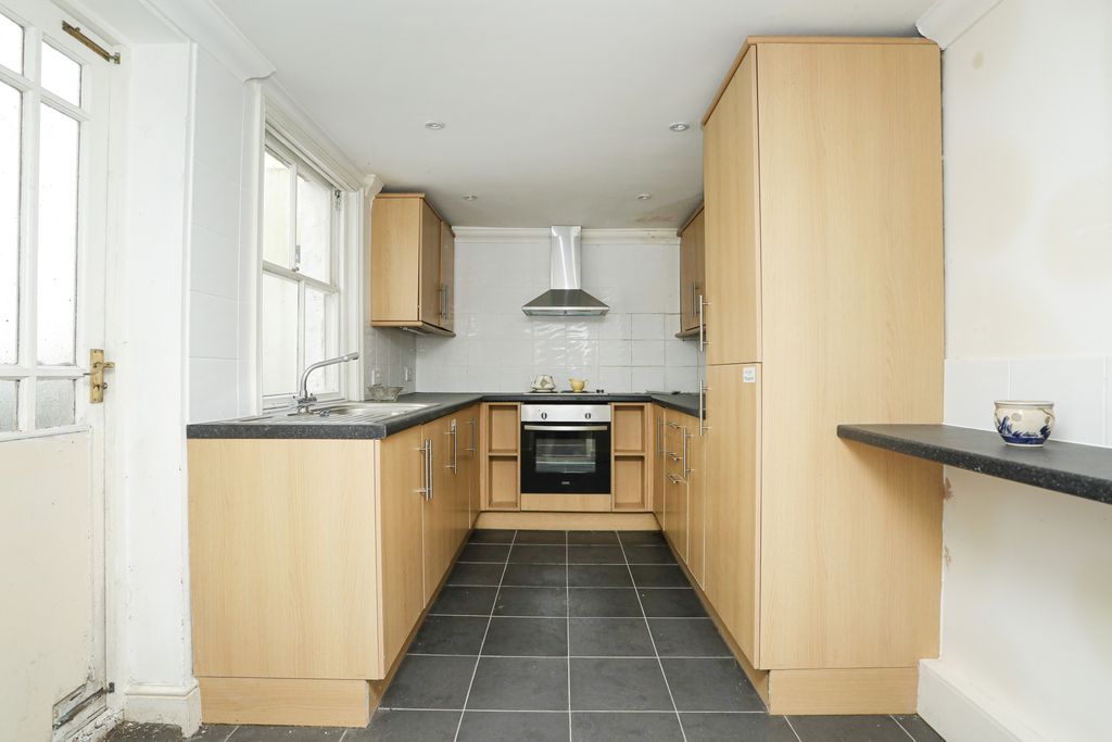 Additional image 11 of 6 bed terraced house for saleParagon, Ramsgate CT11