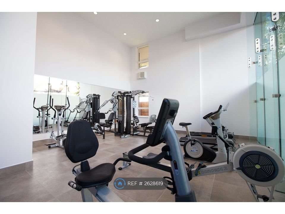 Property photo 2 of 12 Gym