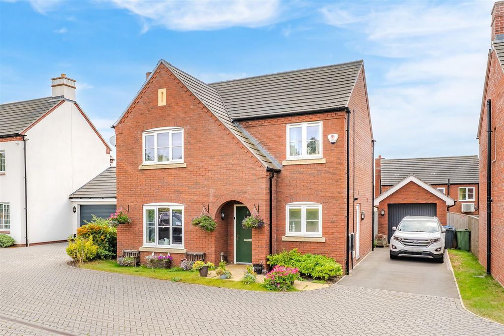 Property photo 1 of 31