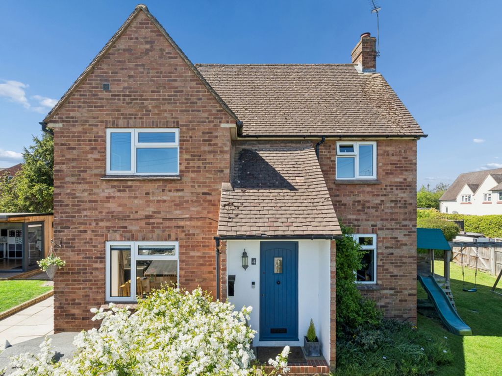 Property photo 1 of 32