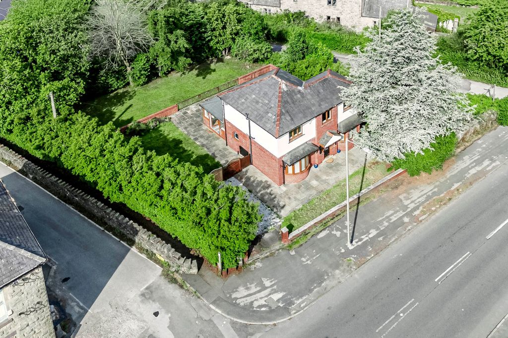 Property photo 1 of 39