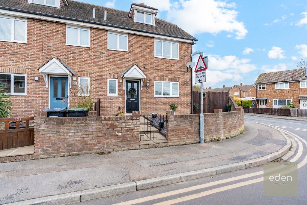 Property photo 1 of 24