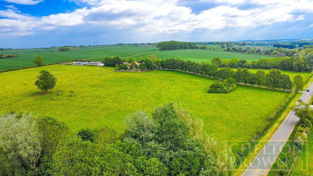 Property photo 2 of 37 Local Area