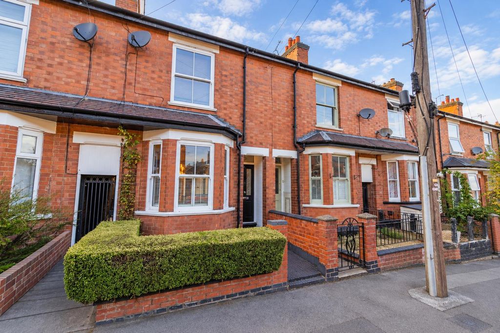 Property photo 1 of 34